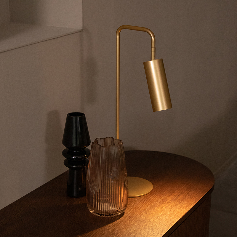 Lampe a poser I_Ferroli - L'or - Gold - Métal - Design - LABEL51