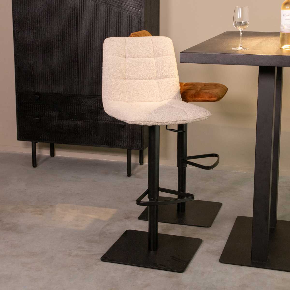 Tabouret de bar I_Juul - Gaslift - Naturel Beige - Boucle - Sans accoudoir - Rurale - LABEL51