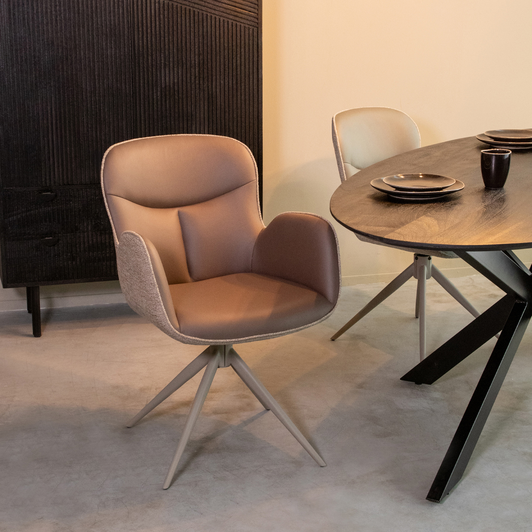 Chaise de salle à manger I_Lasse - Accoudoir - Marron - Microvezel - Design - LABEL51