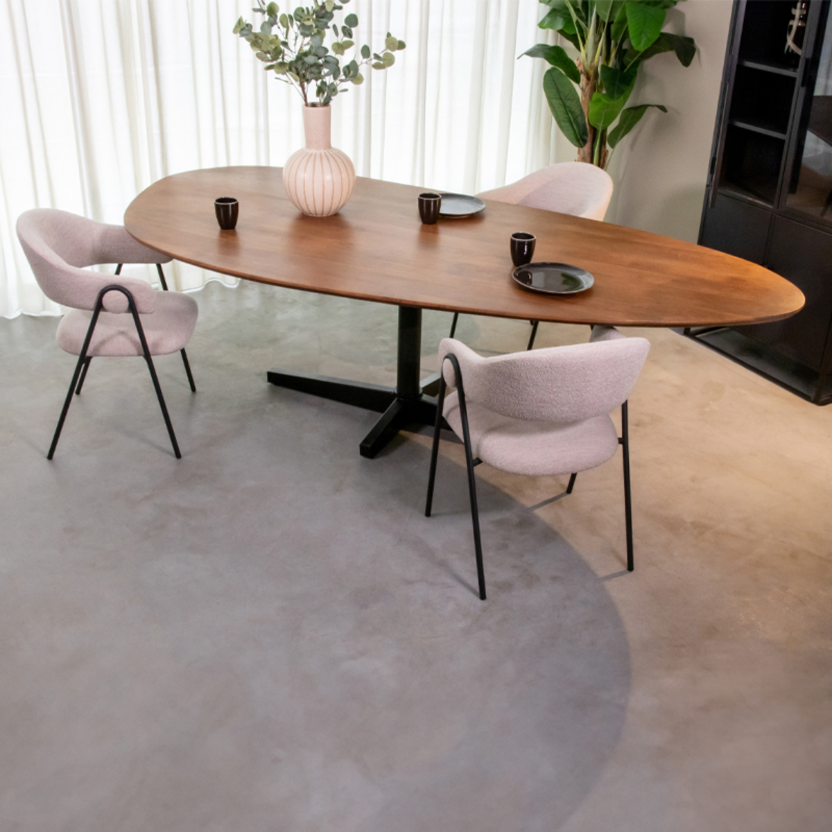 Table à manger I_Rosie - Ovales - Nature Smooth - Marron - Bois de mangue - Rurale - LABEL51